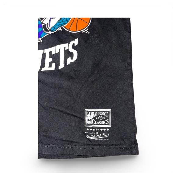 Charlotte Hornets Logo Tee by Mitchell & Ness: Adult Medium: NBA Throwback - Picture 2 of 4